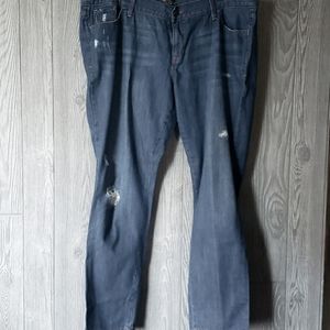 Bootcut distressed jeans